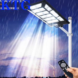 6000W 5000W alto brillo China <span class=keywords><strong>panel</strong></span> de células solares lámpara <span class=keywords><strong>solar</strong></span> farola 20000lm 50000lm <span class=keywords><strong>con</strong></span> sensor de movimiento - Product Image 1
