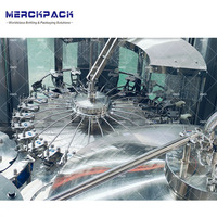 Machine de remplissage d'eau entièrement automatique 24-24-8 avec rinçage, remplissage et bouchage pour usine de production d'eau plate en bouteille PET