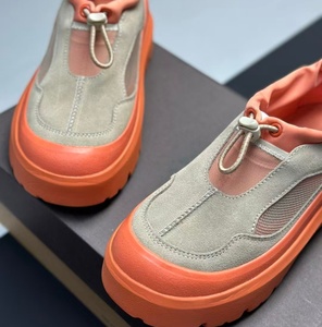 Zapatillas casuales de verano multicolor de gamuza y malla con suela gruesa y cordones a juego para realzar la altura, ideales para deportes al aire libre. - Product Image 4