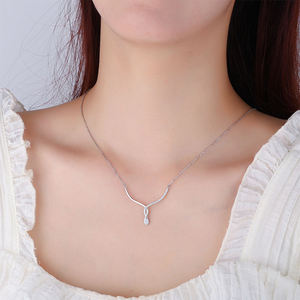 مجوهرات أدوادو الفاخرة بالجملة، قلادات خانقة من الفضة الإسترلينية عيار 925 مطلية بالذهب الأبيض، مرصعة بالموسانيت VVS GRA بحجم 1 مم و1.2 مم - Product Image 2