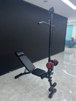 Système d'entraînement multifonctionnel à domicile, rack de musculation avec banc de musculation 2-en-1 pour les exercices de musculation de la poitrine, des biceps et du corps entier