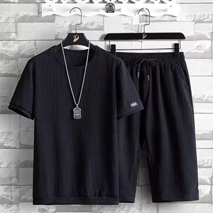 Completo Sportivo Casual da Uomo Taglie Forti Estivo Stile Coreano all'Ingrosso con Maglietta a Maniche Corte e Pantaloncini - Product Image 3
