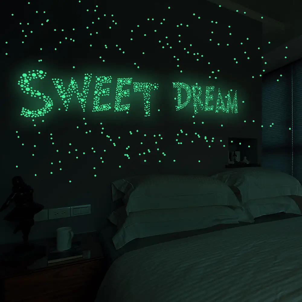 寝室のリビングルーム用の暗い立体星とドット光る天井デカールの3Dグロー