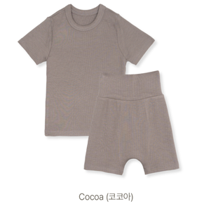 Ensemble Coolbaby un pyjama deux pièces doux et respirant adapté aux nouveau-nés et aux nourrissons à porter à l'intérieur à la maison en été - Product Image 3