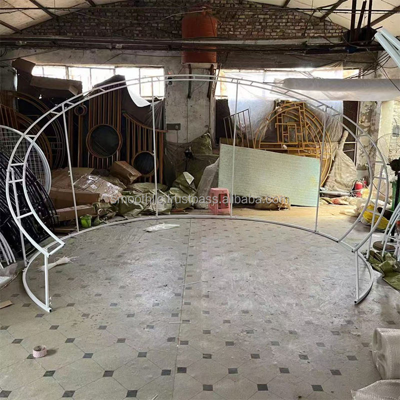 โลหะโค้ง