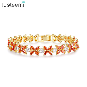 LUOTEEMI Bijoux de luxe Pierre de zirconium cubique rouge clair Trèfle porte-bonheur Fleur CZ Bracelets et bracelets pour femmes - Product Image 1