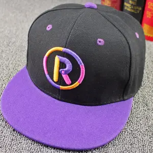 LOGO ricamato High Crown visiera piatta strutturata con visiera adatta per cappello sportivo da Baseball Snapback Cap