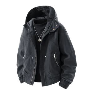 Nouvelle veste en toile à capuche pour homme avec plusieurs poches zippées, adaptée à la vente en gros par les fabricants de vestes de rue et décontractées - Product Image 3