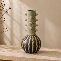 Vase en céramique moderne à relief géométrique, col long, vase décoratif pour fleurs, pour le salon, la table, la décoration de la maison