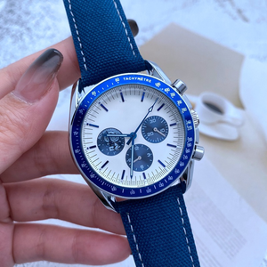 Montre pour homme à quartz multifonctionnelle avec bracelet en tissu tendance, cadran bleu classique, étanche et lumineuse - Product Image 1