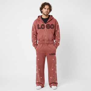 Ensemble sweat à capuche oversize pour homme en polaire rouge zippé, style décontracté pour l'automne, avec logo imprimé, poches et strass - Product Image 1