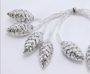 Juncheng <span class=keywords><strong>LED</strong></span> ánh sáng chuỗi cờ Cây thông giáng sinh nón treo trang trí vòng hoa cho lễ hội Giáng sinh trang trí - Product Image 1