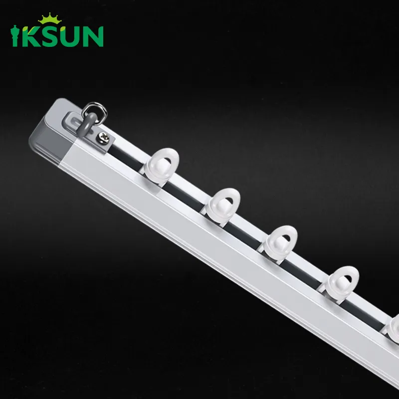 Iksun No requiere medición Soportes de riel de cortina de aluminio personalizados Riel de riel de cortina extensible para el cuarto de ducha del hogar