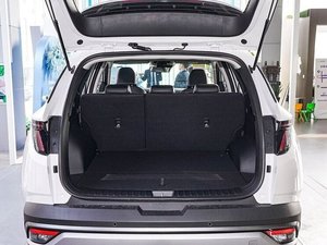 <span class=keywords><strong>Tucson</strong></span> L 1.5T LUX 4WD Edizione Premium 2025 a Benzina, 4670x1865x1690, SUV 5 Porte 5 Posti, Guida a Sinistra, Velocità Massima 205km/h, Prodotto in Cina - Product Image 6