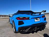 Aileron arrière en fibre de carbone BTC Perfect Installation pour Chevrolet Corvette C8 au style Z06