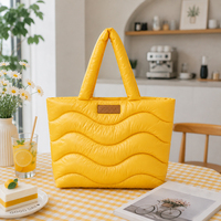 Sac de transport rembourré pour homme, léger, grand format, style pochette, organiseur, pochette de voyage matelassée souple, logo personnalisé, OEM, ODM, vente en gros