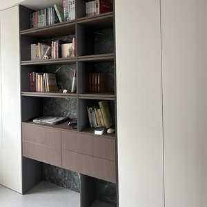 Librería Moderna Ecológica de Madera para Sala de Estar, Ahorra Espacio, con Puertas de Vidrio, Blanca - Product Image 2