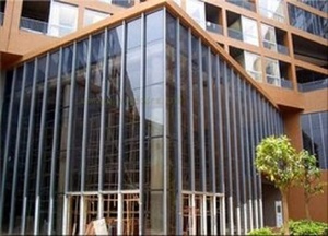 Muro Cortina de Vidrio con Marco Expuesto de Alta Intensidad Personalizado para Edificios Comerciales de Oficinas con Interlámina Reflectante Low-E - Product Image 5