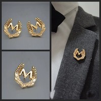 Broche de luxe en métal motif feuille d'érable vintage pour blazers et smokings formels pour hommes