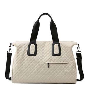 กระเป๋าเดินทางแบบถือสะพายไหล่ Unisex Oxford Sport Weekender ลายเพชร สายปรับได้ ความจุขนาดใหญ่ ปิดด้วยซิป กันน้ำ - Product Image 3