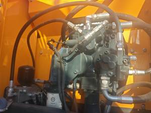 Excavatrice originale de roue de Hyundai 210 à vendre 21 tonnes 210W-9 - Product Image 3