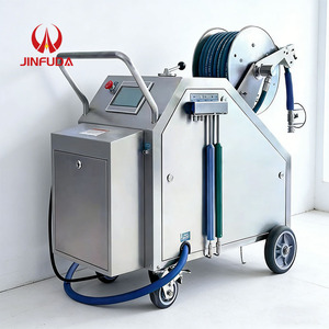 Machine de nettoyage mobile industrielle <span class=keywords><strong>haute</strong></span> <span class=keywords><strong>pression</strong></span> 250 bars pour la désinfection et le pulvérisation de mousse contre les taches d'huile lourde - Product Image 1