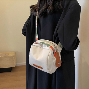 Water-resistant High Quality Oxford Fabric Pattern Strap Shoulder Tote With Zipper Pockets Cross Body Women Tote <strong>Bag</strong> - Product Image 3