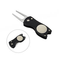 Offre Spéciale noir pliable nettoyant magnétique rétractable Swith lame accessoires de Golf réparation de Golf divot pas fourche Golf divot outil