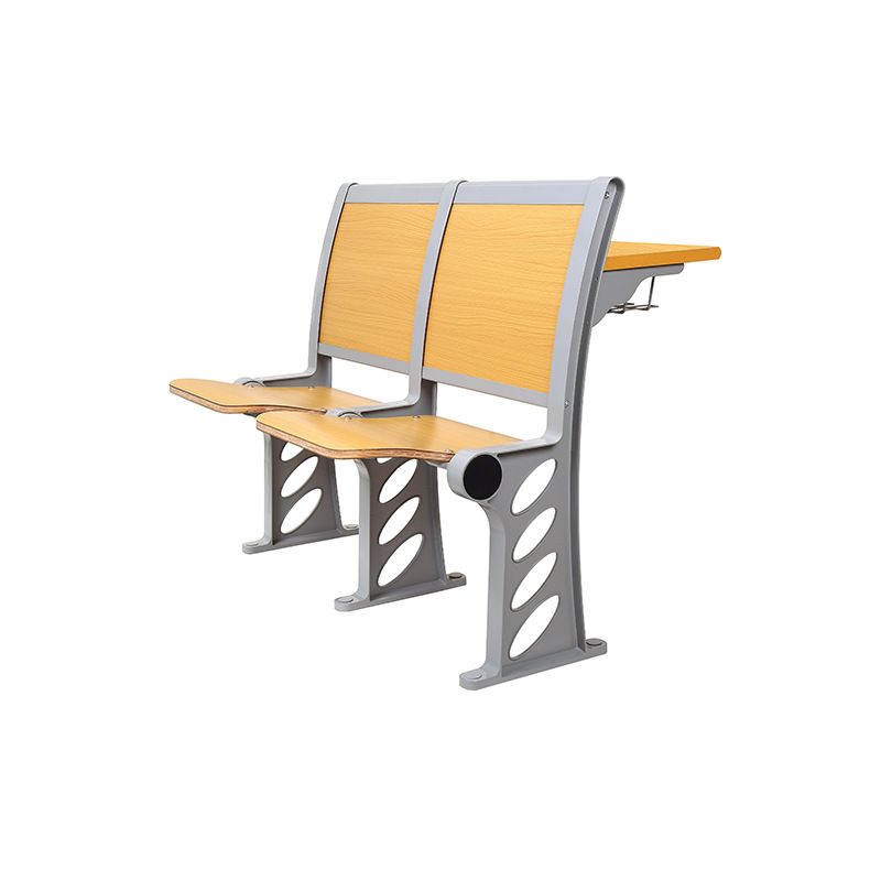 Asiento duro con vetas de madera y sin reposabrazos.