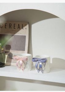 Mug en céramique créatif style coréen avec nœud, design moderne et logo de haute valeur, tasse à eau pour la maison et le bureau, idéal pour les cadeaux - Product Image 4