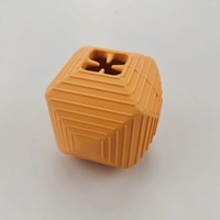 Jouet à mâcher en caoutchouc durable résistant aux morsures pour chiens, avec fonction de distribution de nourriture, pour le nettoyage et le nettoyage des dents, utilisation quotidienne, forme losange, 60 mm