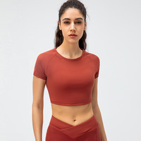 Özel Logo baskı Vintage stil ekip boyun temel kadın kaburga mahsul slim yoga tank top