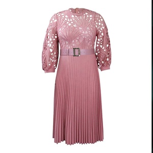 Venta al por mayor Otoño Ropa de mujer americana Vestido de encaje de ganchillo Vestido plisado Tallas grandes Manga larga Vestidos de noche de Iglesia blancos - Product Image 6