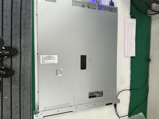 Used 1U Server R250 2LFF Data Center Server with Intel Xeon E Processor 16GB DDR4 DIMM 450W Power Supply SAS SATA