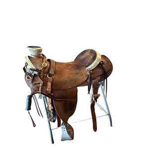 Selle de cheval western en cuir BS International avec décorations florales, quincaillerie SUS304 et arceau en bois pour selle de course – Prix de gros direct - Product Image 3
