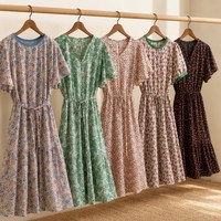 Robe pour femme brodée OEM, détails de broderie faits à la main, robe pour femme avec motif personnalisé disponible