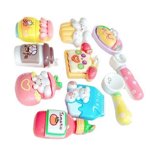 2025 nuevos encantos de resina de comida de dibujos animados pastel de miel tenedor cuchara Diy decoración proveedor al por mayor - Product Image 5