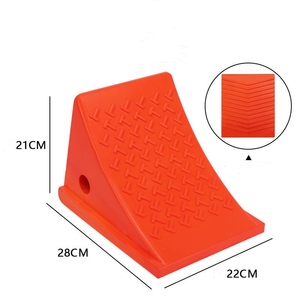 Triangle voiture roue <span class=keywords><strong>cale</strong></span> forte charge portant PU Portable bouchon anti-dérapant véhicule Parking voiture roue cales - Product Image 4