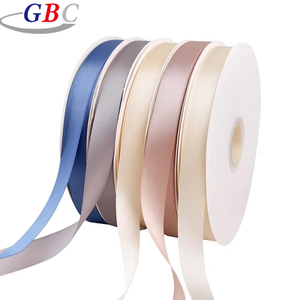 Auf Lager 2cm Einseitiges Einfarbiges Satinband für Geschenkboxen Blumen Kuchen und Geschenkverpackung Dekorationsbedarf - Product Image 1