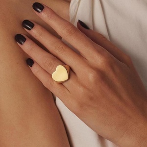 Customizable 316L Surgical Stainless Steel Hypoallergenic 18K Gold Plated High Polish <b>Heart</b> Square <b>Signet</b> <b>Rings</b> for Women & Men - Product Image 3