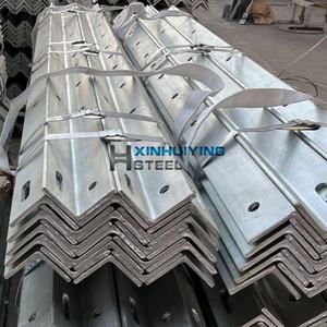 Q235/S235JR Brazo transversal eléctrico de <span class=keywords><strong>hierro</strong></span> angular galvanizado personalizado para poste de línea eléctrica y accesorios de línea de servicios - Product Image 6