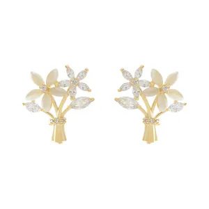 ED63638 South Korea Dongdaemun petal Opal S925 silver needle earrings female temperament everything stylish stud earrings