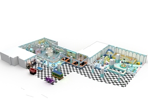 Aire de jeux intérieure personnalisée Château Macaron Menthe avec trampoline, piscine à balles et toboggan, espace de jeu souple pour parcs d'attractions, centres commerciaux et cafés pour enfants >500kg - Product Image 3