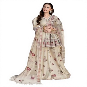 Ropa formal pakistaní de moda, vestidos de marca y algodón bordado. Belleza y gracia tradicionales en cada costura, calidad premium. - Product Image 1