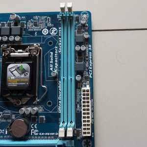 Bán buôn GA-H61M-DS2 với <span class=keywords><strong>Intel</strong></span> <span class=keywords><strong>H61</strong></span> LGA 1155 DDR3 DIMM ổ cắm 16GB hỗ trợ Core i7/i5/i3/Pentium/Celeron Bo mạch chủ - Product Image 4