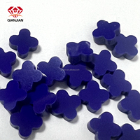 Offre Spéciale trèfles à quatre feuilles pierres précieuses pierres naturelles à bas prix 6*6-8*8mm bleu rose violet Turquoise trèfles à quatre feuilles pour le bricolage