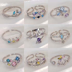 Anelli di zircone in <span class=keywords><strong>oro</strong></span> rosa <span class=keywords><strong>argento</strong></span> con fiore in <span class=keywords><strong>rame</strong></span> a forma di cuore con fiocco a farfalla in cristallo delicato da donna con anello aperto di fidanzamento - Product Image 2