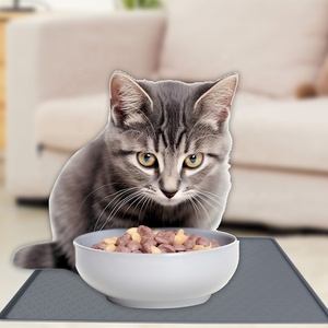 Tapis d'alimentation pour animaux de compagnie en silicone personnalisé OEM ODM, qualité alimentaire, imperméable, motif patte, pour gamelles de chien et de chat, vente en gros - Product Image 2