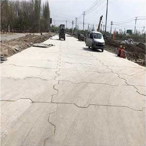 Le béton préfabriqué peut produire des panneaux routiers jusqu'à 3000x2000 mm ; les dimensions du <span class=keywords><strong>moule</strong></span> seront déterminées en fonction du design réel. - Product Image 5