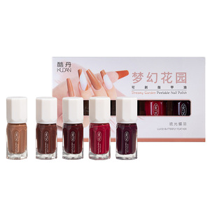 Kit de vernis à ongles pelable 2-en-1 OEM 5 x 10 ml, séchage rapide, facile à appliquer soi-même, sans source de lumière LED, emballage boîte couleur style designer - Product Image 1